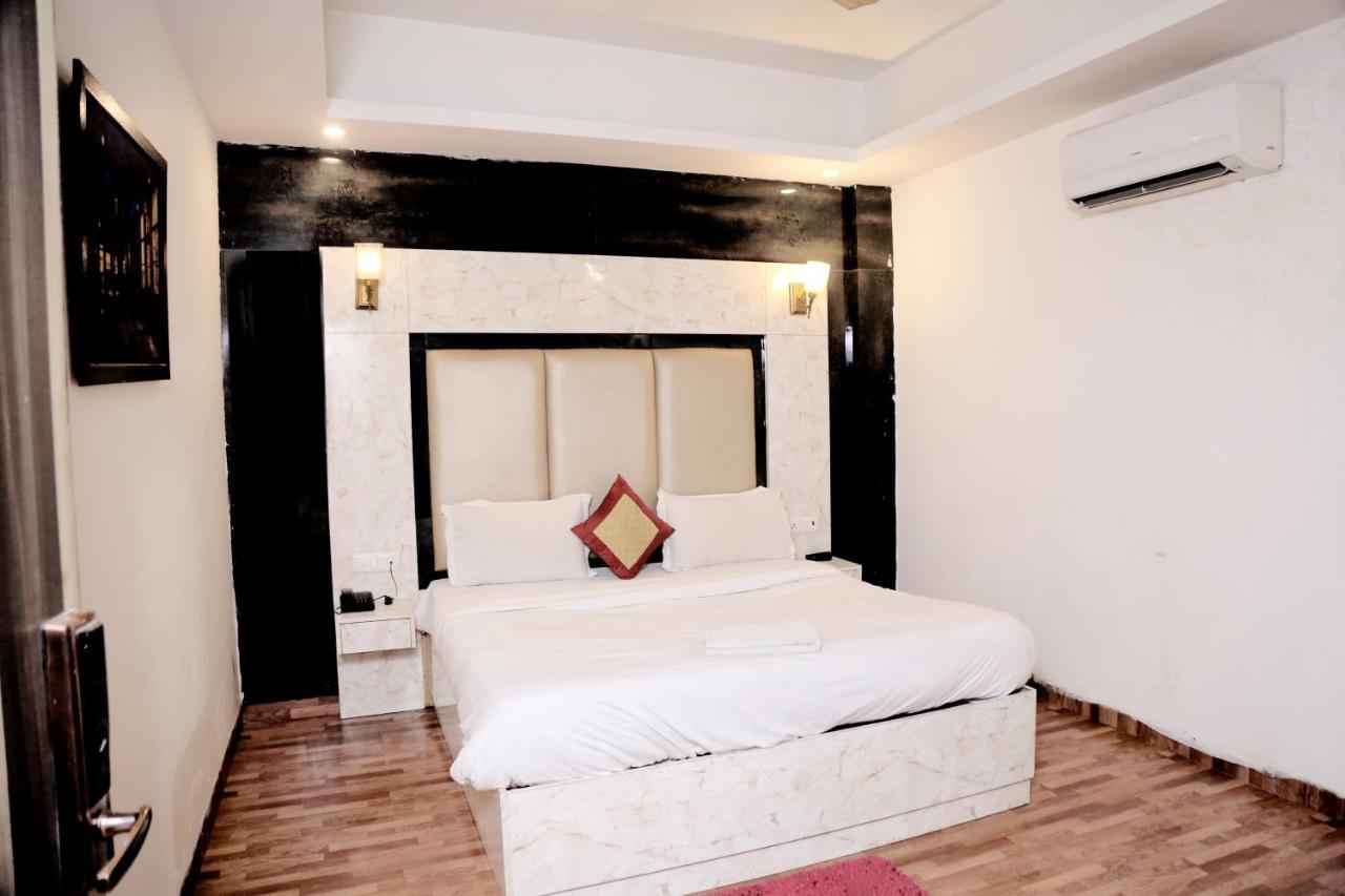Hotel Plazzo Igi New Delhi Luaran gambar